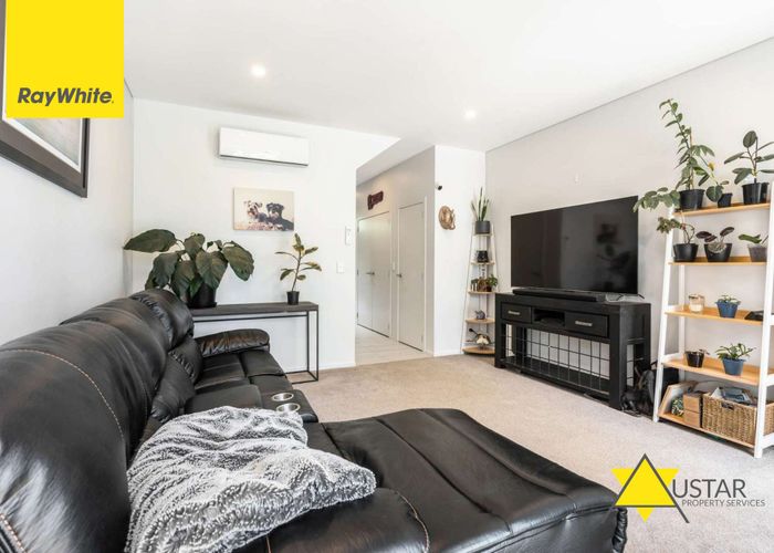  at 28 Ceramic Lane, New Lynn, Auckland