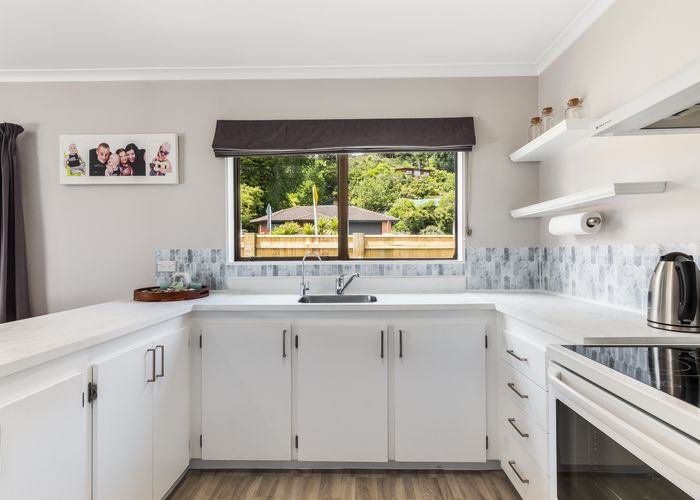  at 19 Hillside Drive, Maoribank, Upper Hutt