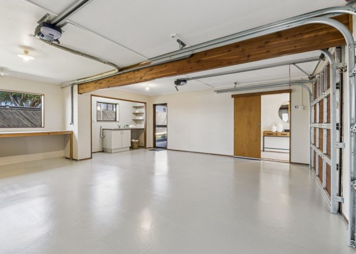  at 1/11 Faulkner Road, Northcote Point, North Shore City, Auckland