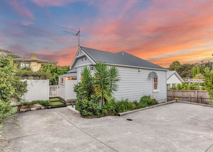  at 20 Shetland Street, Glen Eden, Auckland