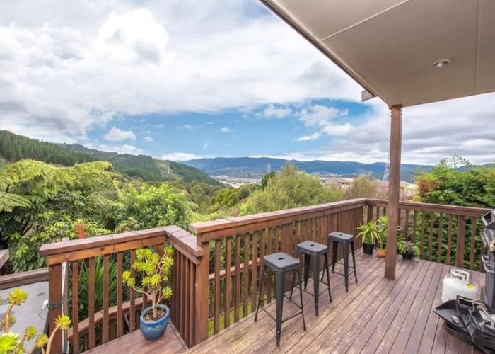  at 29 Mcewen Crescent, Riverstone Terraces, Upper Hutt