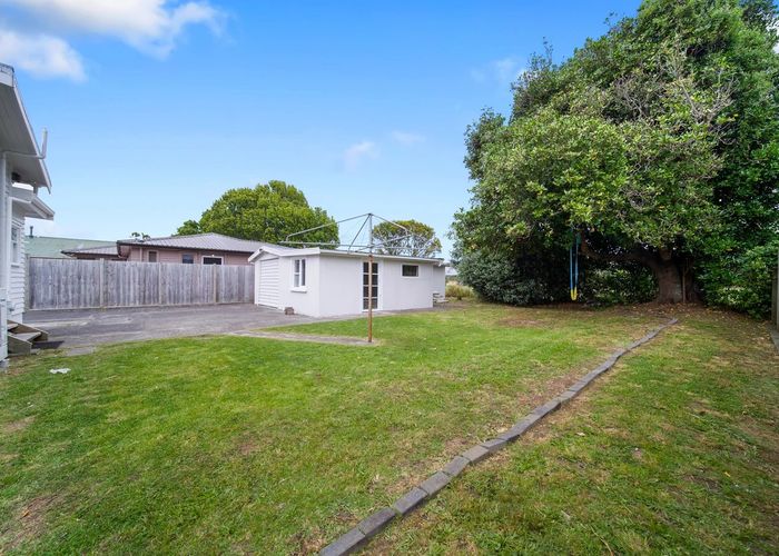  at 1/129 Tui Road, Papatoetoe, Manukau City, Auckland