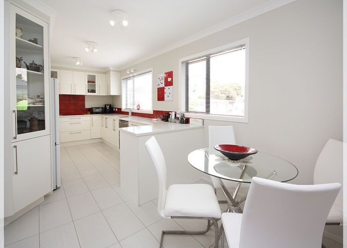  at 14 Adrian Grove, Waikanae Beach, Waikanae