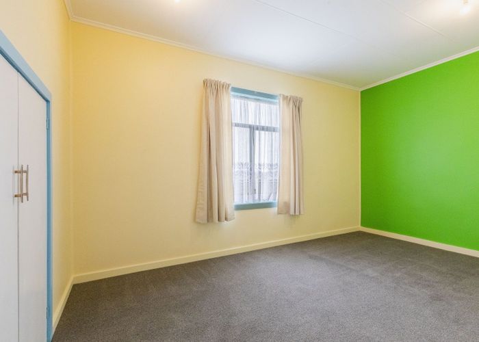  at 4 Sedgwick Street, Tikokino