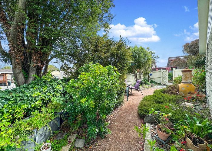  at 20 Rawlings Lane, Somerfield, Christchurch