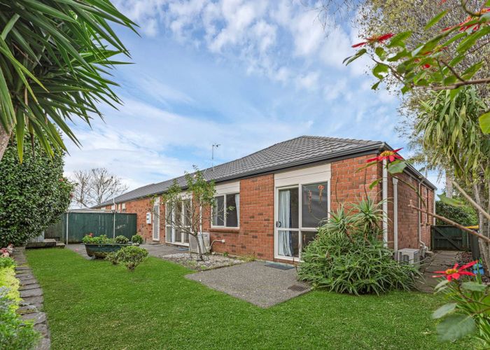  at 16 Drummond Drive, Ranui, Waitakere City, Auckland