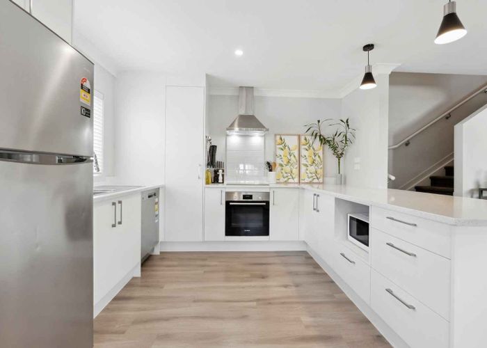  at 40 Paretaiuru Crescent, Papakura, Papakura, Auckland