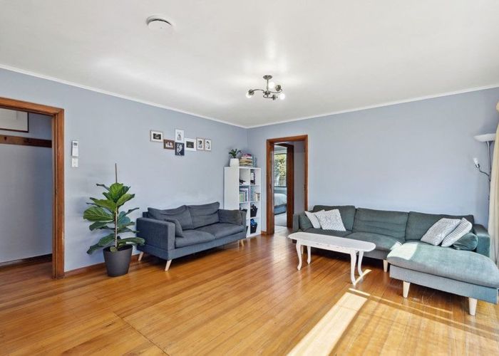  at 2/7 Wilmot Street, Northcote, Christchurch City, Canterbury