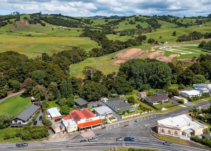  at 1 Franklin Road, Paparoa