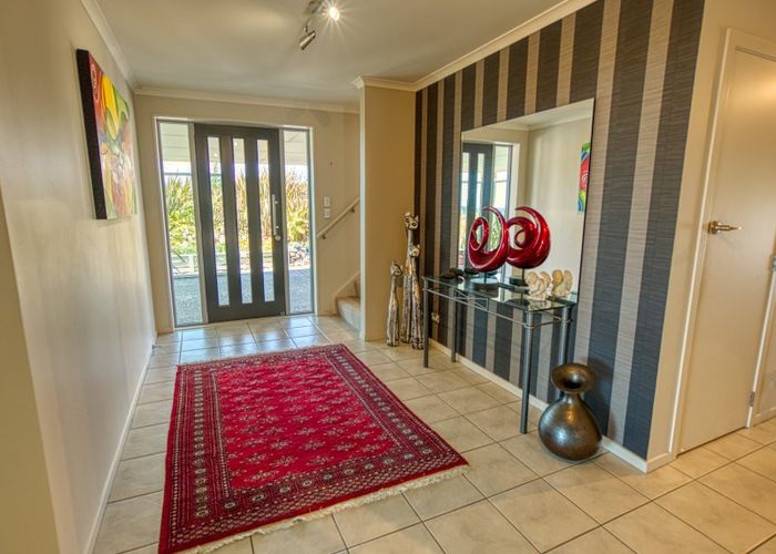  at 60 Ballarat Rise, Awatuna