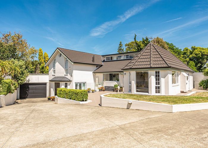  at 2 Burtts Road, Durie Hill, Whanganui