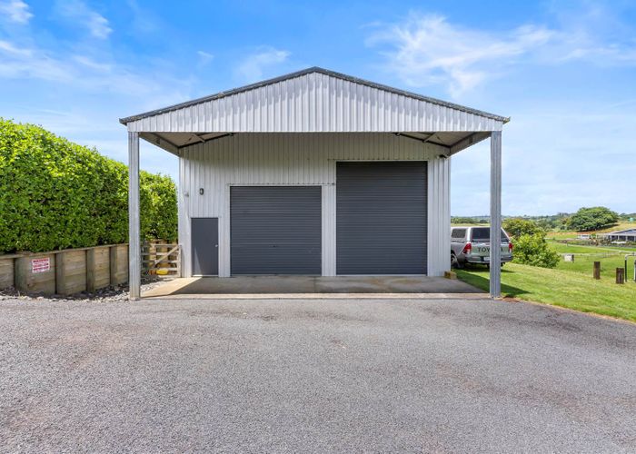  at 208 Burtt Road, Drury