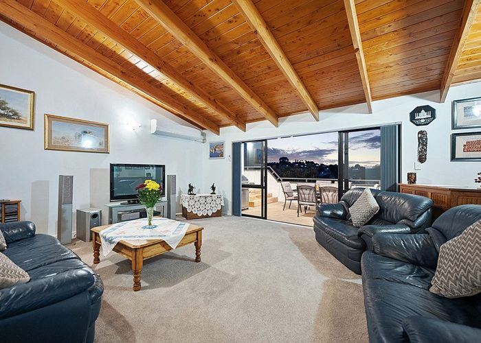  at 42B Redwing Street, Browns Bay, North Shore City, Auckland