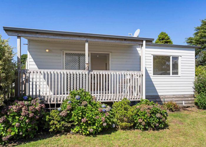  at 11a Gilpin Place, Beach Haven, North Shore City, Auckland