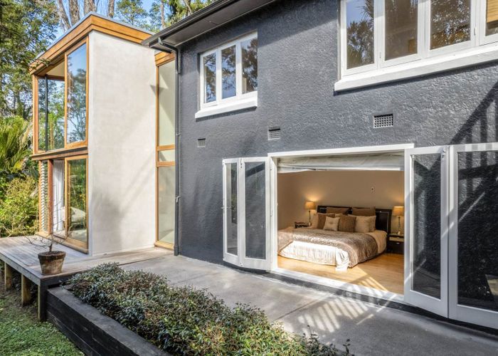  at 27 Wood Bay Road, Titirangi, Auckland
