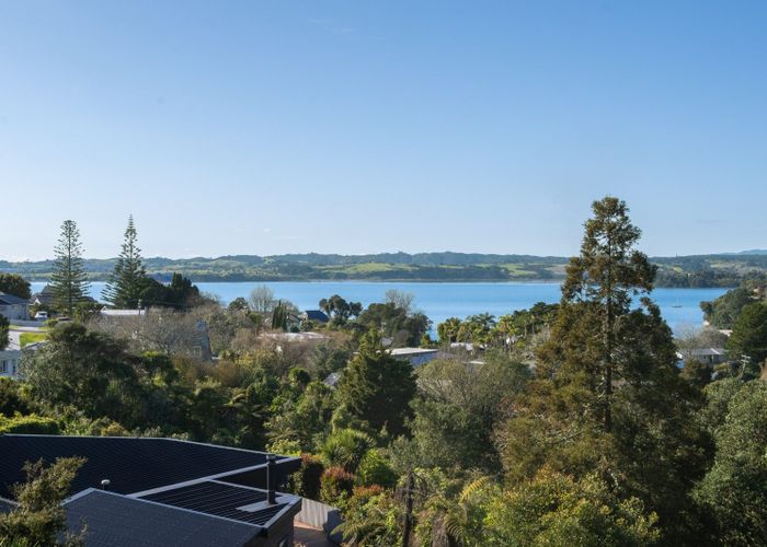 at 7 Fenton Terrace, Cockle Bay, Manukau City, Auckland