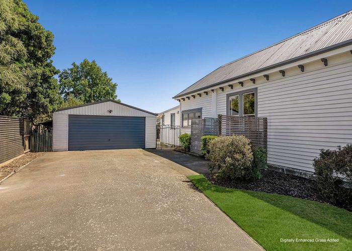  at 33 Cross Street, Allenton, Ashburton