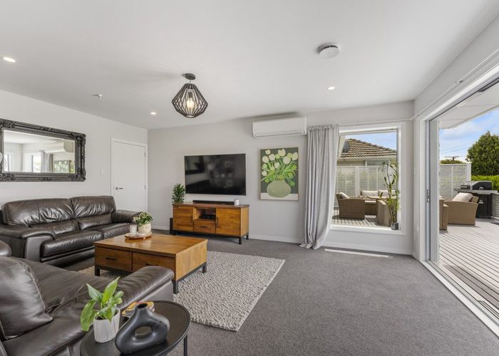  at 35 Chedworth Avenue, Bishopdale, Christchurch City, Canterbury