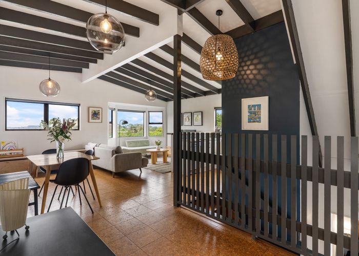  at 2/26 Colonial Road, Birkenhead, North Shore City, Auckland