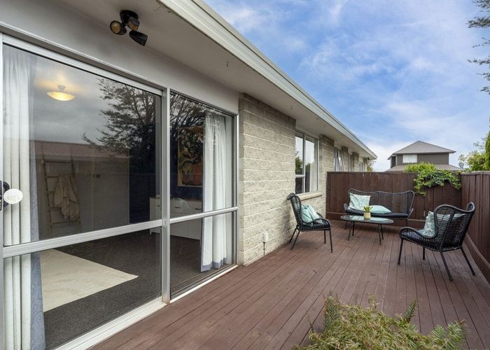  at 2/67 Bayswater Crescent, Bromley, Christchurch
