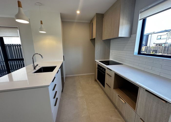  at 1 Te Aniwaniwa Terrace, Albany, North Shore City, Auckland