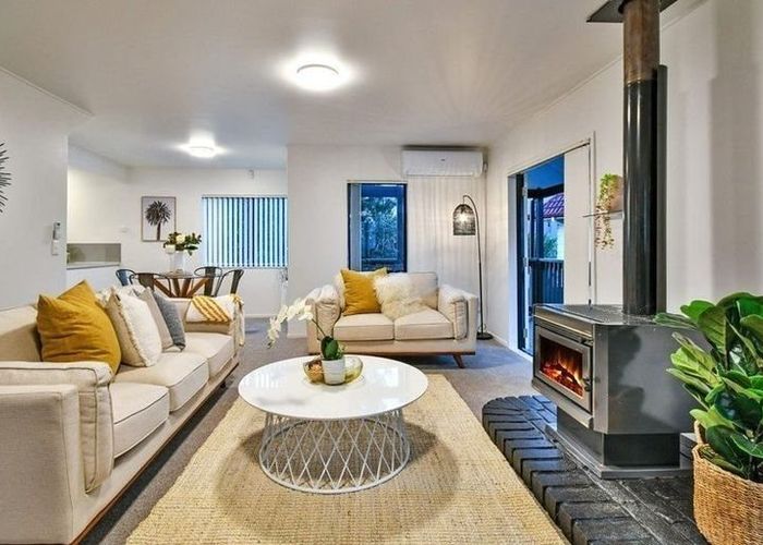  at 12A Kakapo Place, Papatoetoe, Auckland