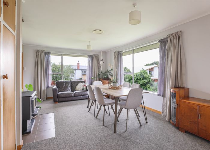  at 6 Charles Street, Allenton, Ashburton