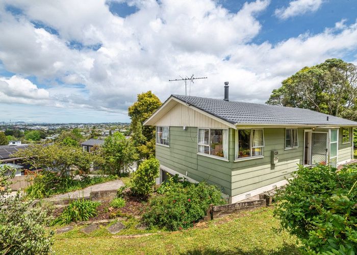  at 58 Juniper Road, Sunnynook, North Shore City, Auckland