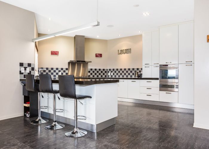  at 4 Helm Place, Whitby, Porirua