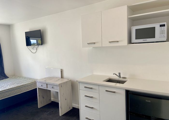  at 4/5 - Rm D Edgecumbe Street, Whitiora, Hamilton, Waikato