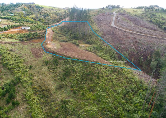  at 2 Pineland Drive, Turitea, Palmerston North