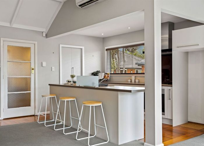  at 73 Harris Crescent, Papanui, Christchurch City, Canterbury