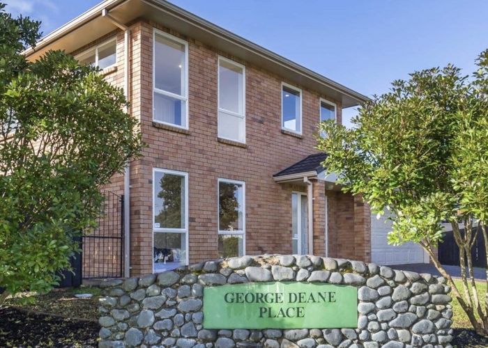  at 1 George Dean Place, Greenhithe, North Shore City, Auckland