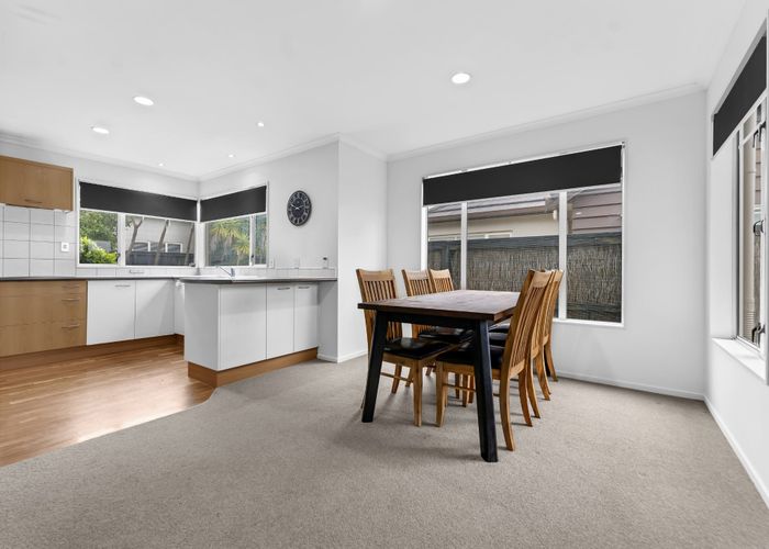  at 18 Fairfield Lane, East Tamaki Heights, Manukau City, Auckland
