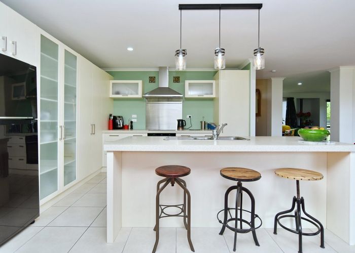  at 9 Riverside Way, Amberley, Amberley