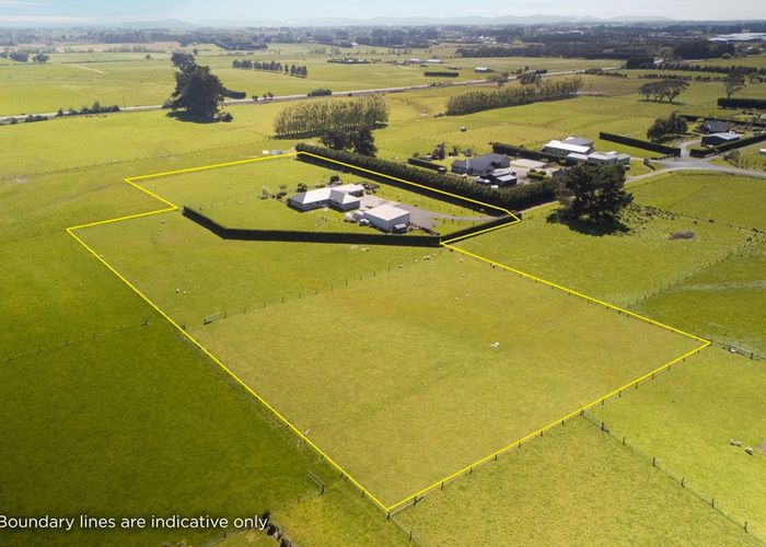  at 135 Millwood Glen, Mill Road