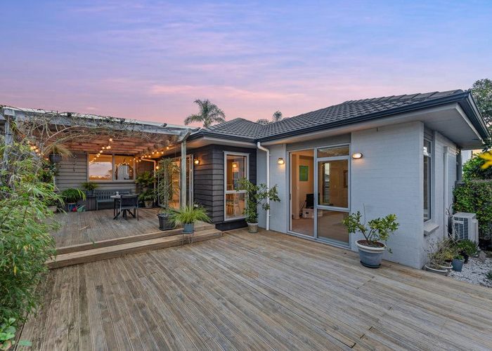 at 19 Savina Court, Flat Bush, Manukau City, Auckland
