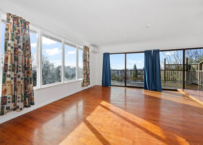  at 33 Evans Road, Glen Eden, Waitakere City, Auckland