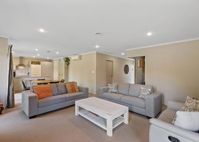  at 45 Bridgewater Way, Pyes Pa, Tauranga