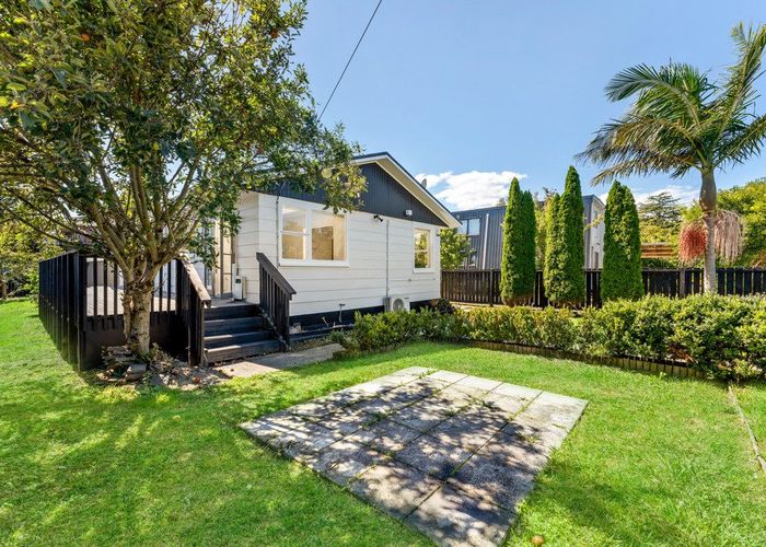  at 19 Ribblesdale road, Henderson, Waitakere City, Auckland