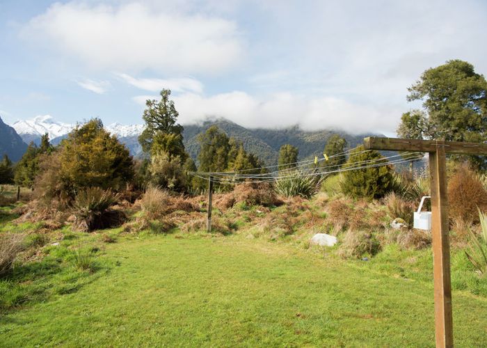  at 7 Williams Drive, Fox Glacier