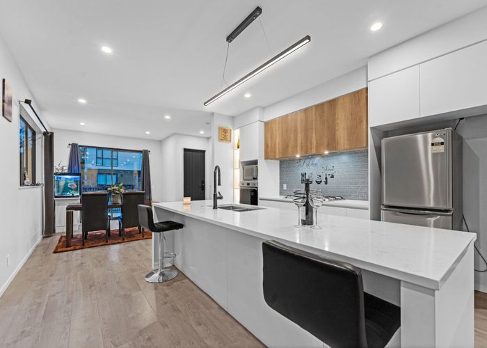  at 11 Pumau Place, Mission Heights, Manukau City, Auckland