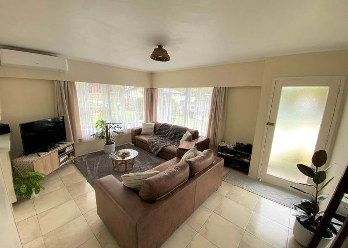 at 1/34 Segedin Place, Glenfield, North Shore City, Auckland