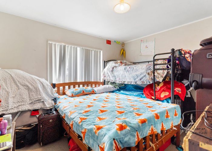  at 2/6 Cambridge Road, Manurewa, Manukau City, Auckland