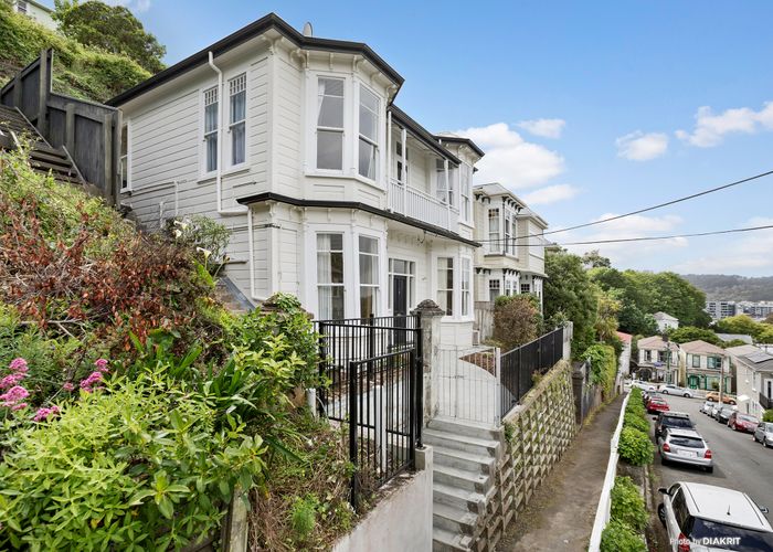  at 10 Essex Street, Aro Valley, Wellington