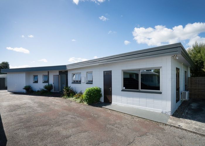  at 15 Raglan Avenue, Cloverlea, Palmerston North