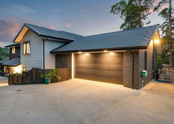  at 8 Roberts Road, Matakatia Bay, Rodney, Auckland