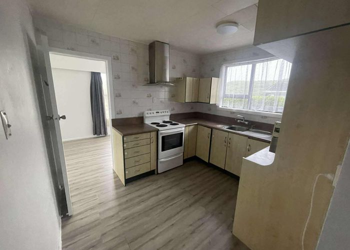  at 36 Waipounamu Drive, Kelson, Lower Hutt, Wellington