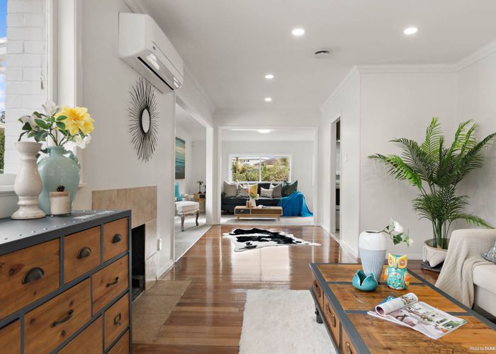  at 21 Golf Road, New Lynn, Auckland