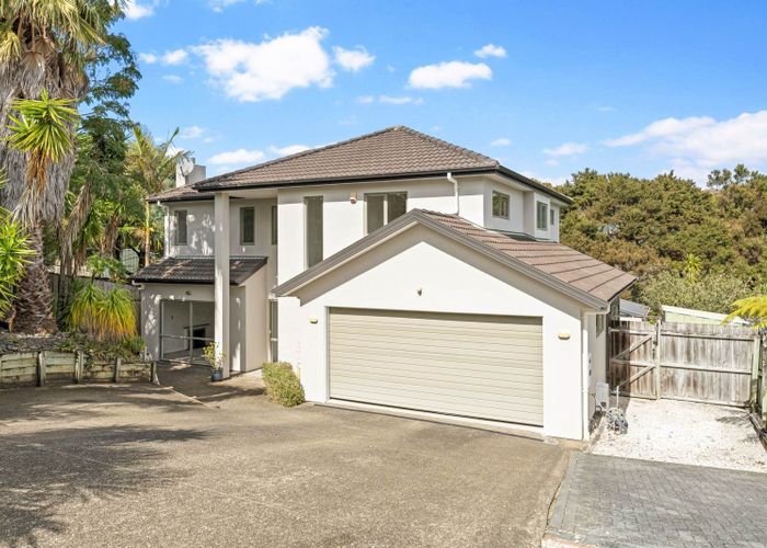  at 21 William Gamble Drive, Greenhithe, Auckland